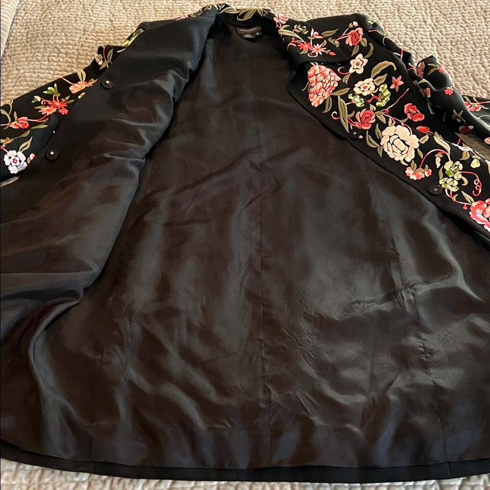 Floral Embroidered Black Coat - Picture 11 of 14